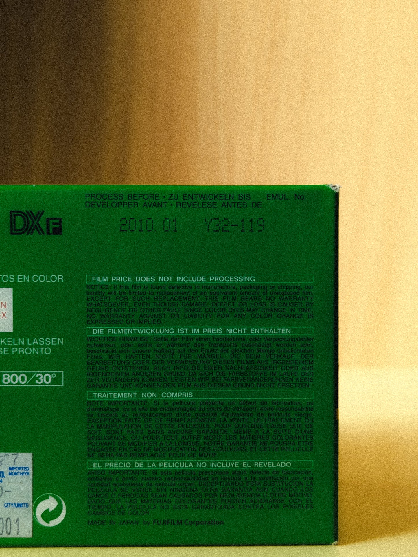 Fujifilm Superia Xtra 800 (Expired 2010)